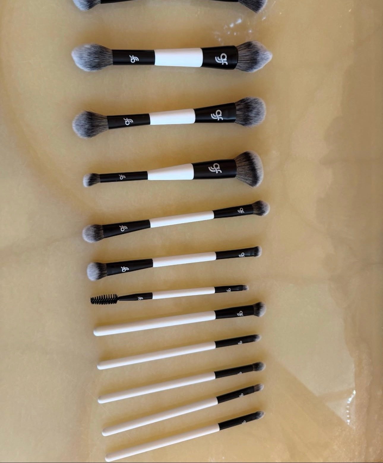 Gf brushes